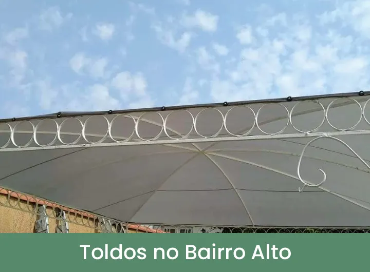 Toldos no Bairro Alto